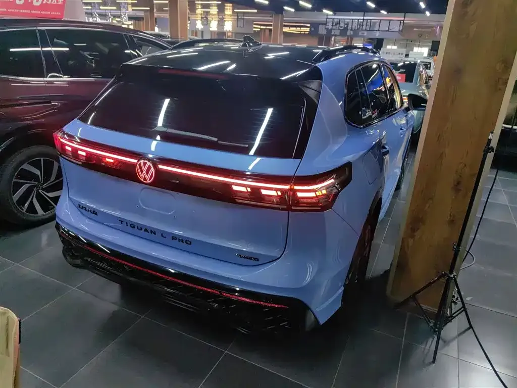 Volkswagen Tiguan L 2024 из CN, фото 4