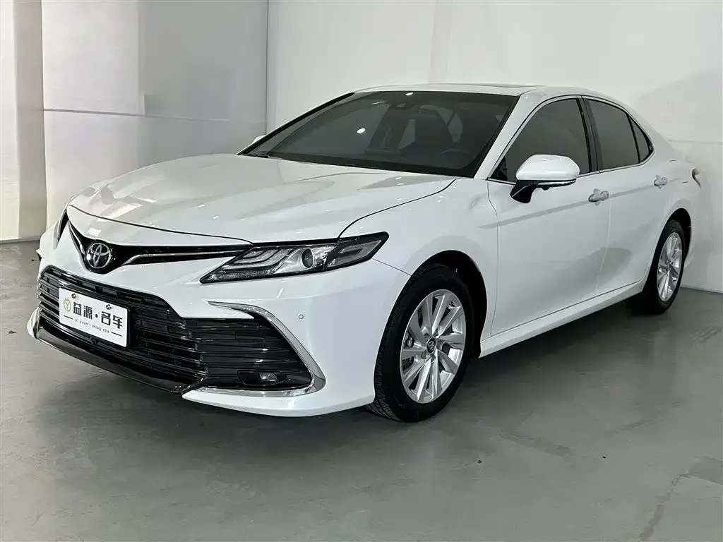 Toyota Camry 2021 из CN, фото 1