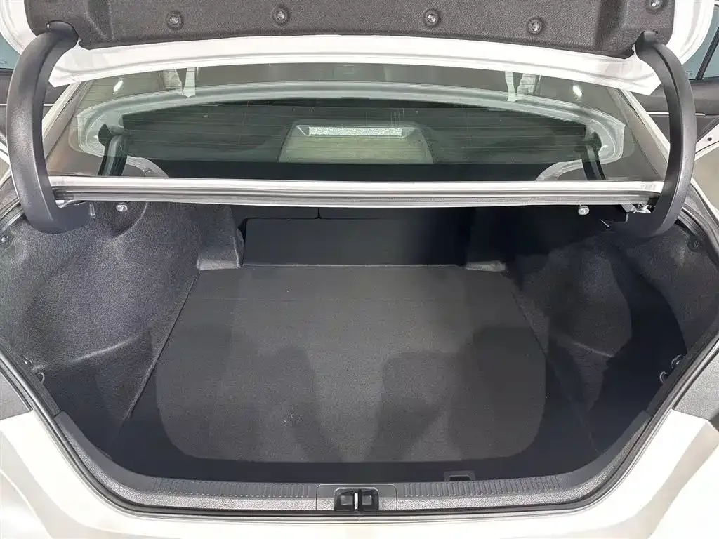 Toyota Camry 2021 из CN, фото 6