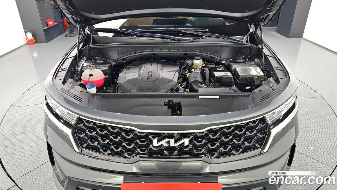 Kia Sorento — фото 6