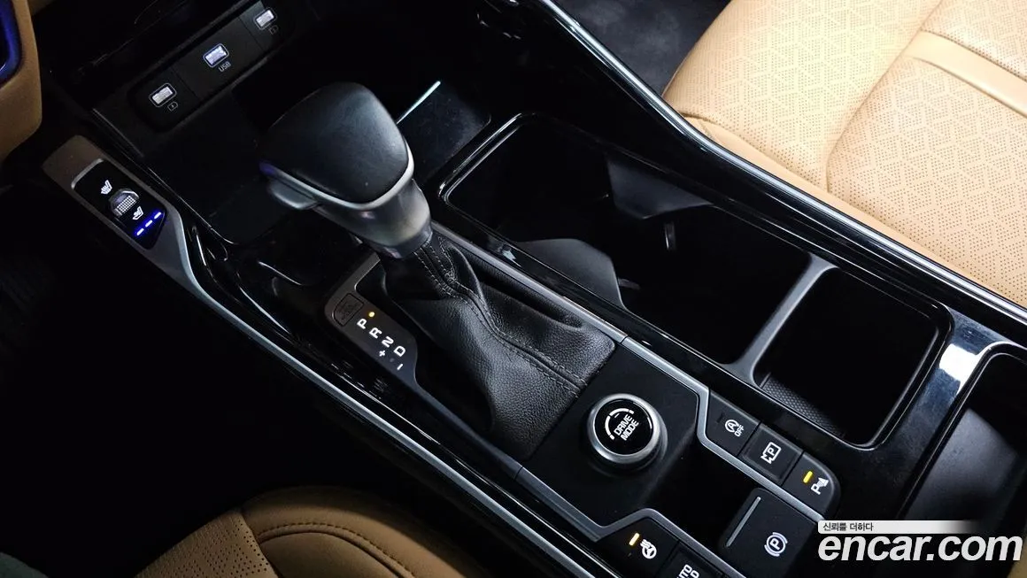 Kia Sorento — фото 9