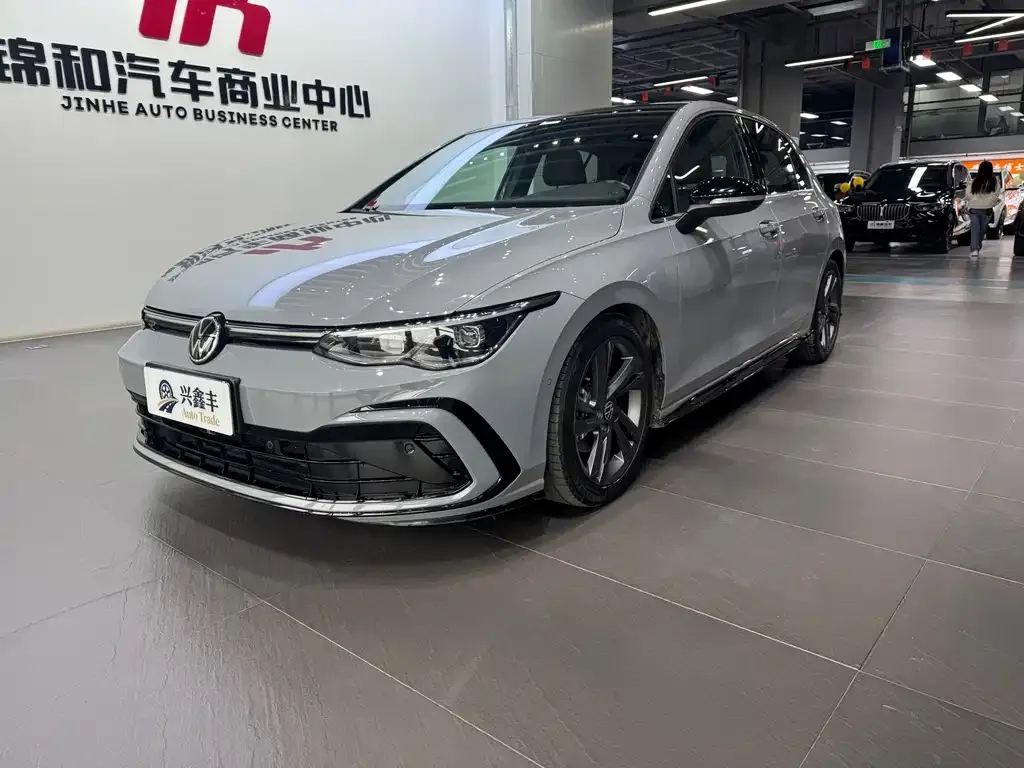 Volkswagen Golf 2022 из CN, фото 1