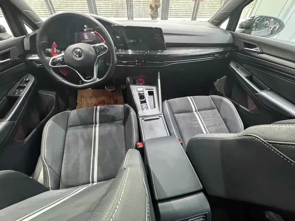 Volkswagen Golf 2022 из CN, фото 10