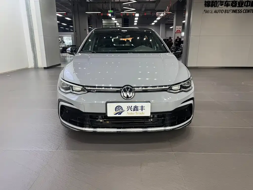 Volkswagen Golf 2022 из CN, фото 2