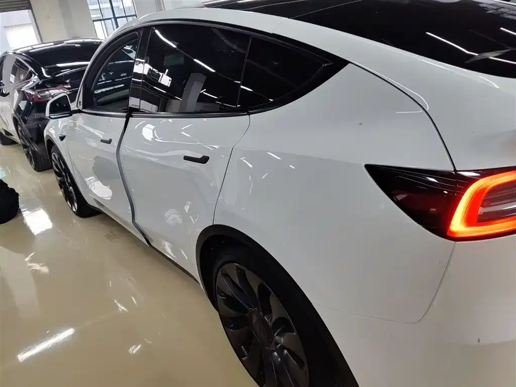 Tesla Model Y 2022 из CN, фото 7