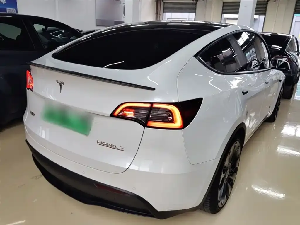 Tesla Model Y 2022 из CN, фото 8