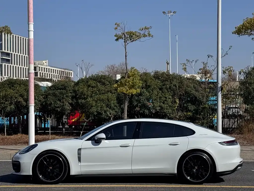 Porsche Panamera 2022 из CN, фото 4
