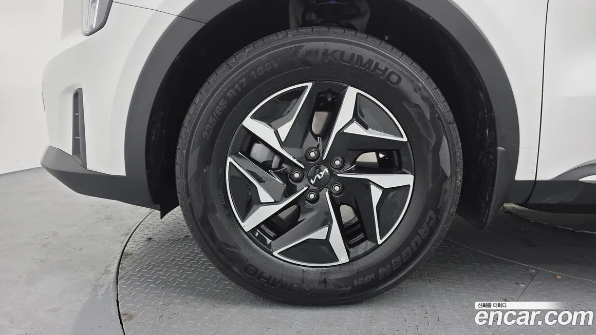 Kia Sorento — фото 5