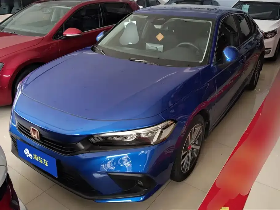 Honda Civic — фото 1