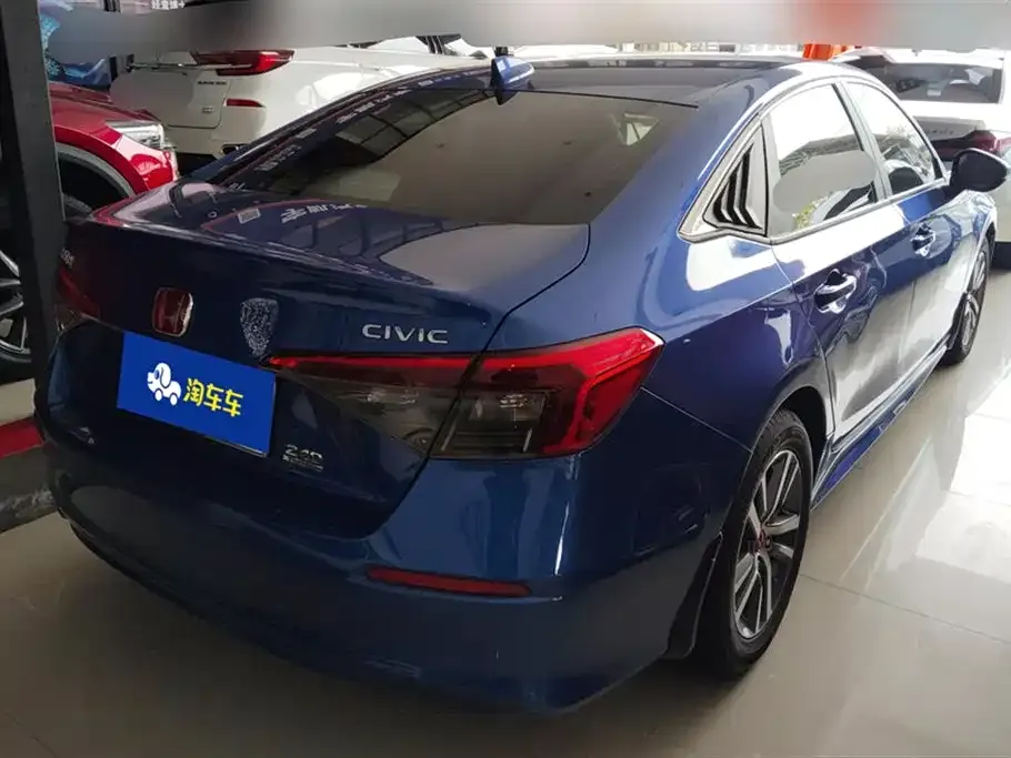 Honda Civic — фото 3