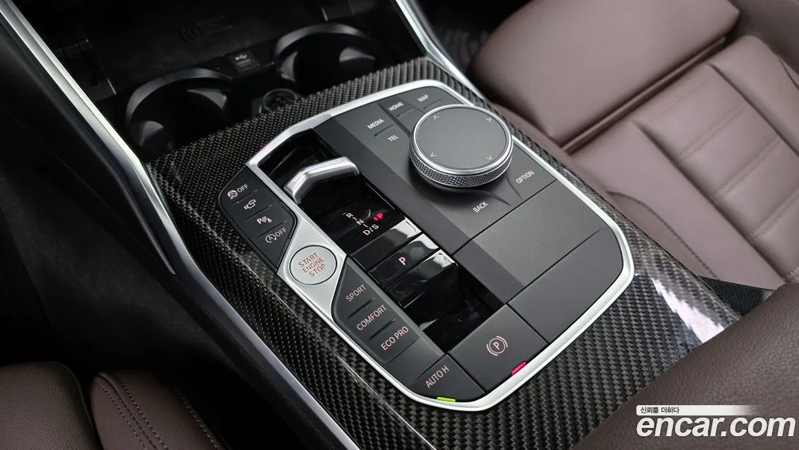 BMW 3-Series 2023 из KR, фото 8