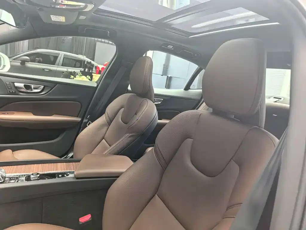 [object Object] S60 2025 из CN, фото 5