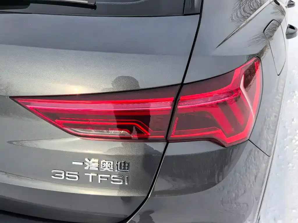 Audi Q3 2022 из CN, фото 10