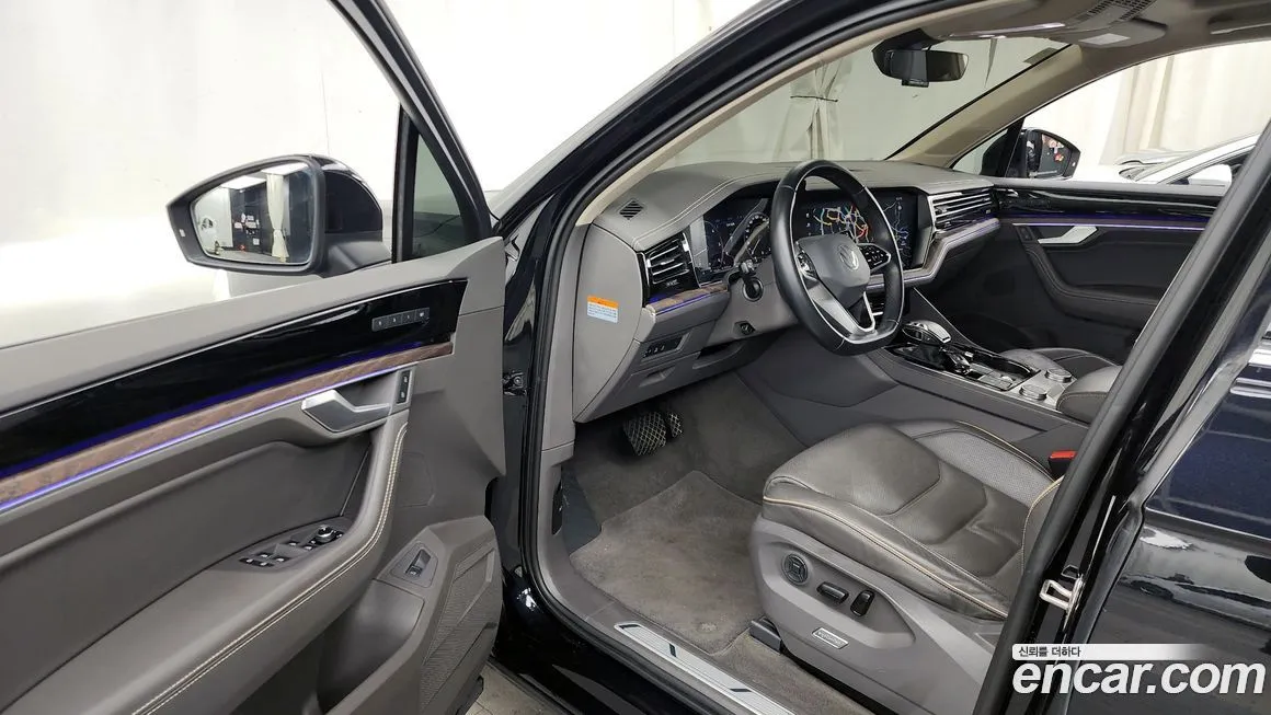 Volkswagen Touareg 2021 из KR, фото 10