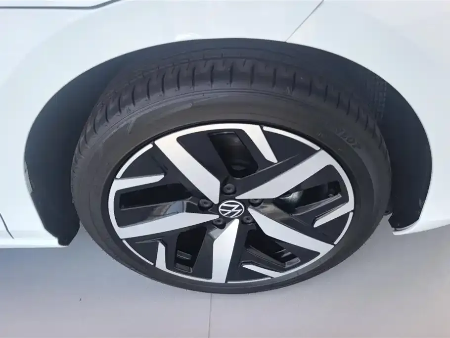 Volkswagen Lamando 2024 из CN, фото 4