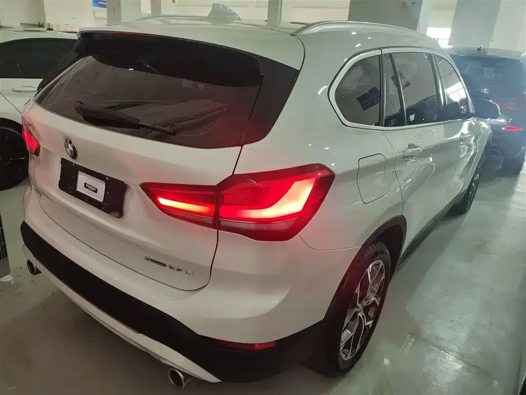 BMW X1 2022 из CN, фото 10