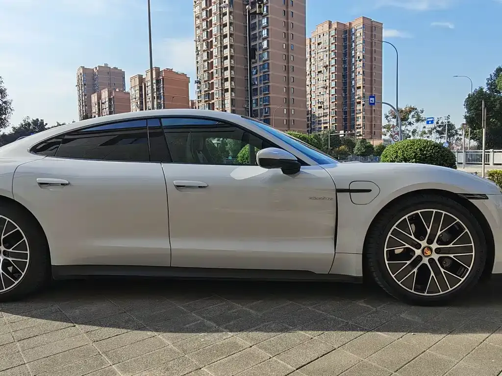 Porsche Taycan 2021 из CN, фото 5