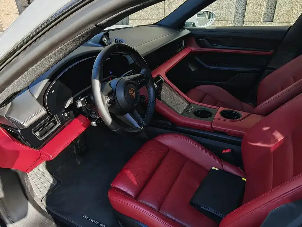 Porsche Taycan 2021 из CN, фото 3