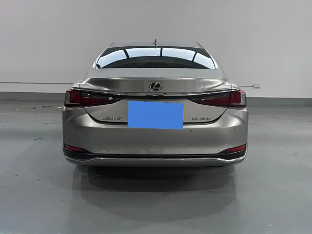Lexus ES 2025 из CN, фото 7