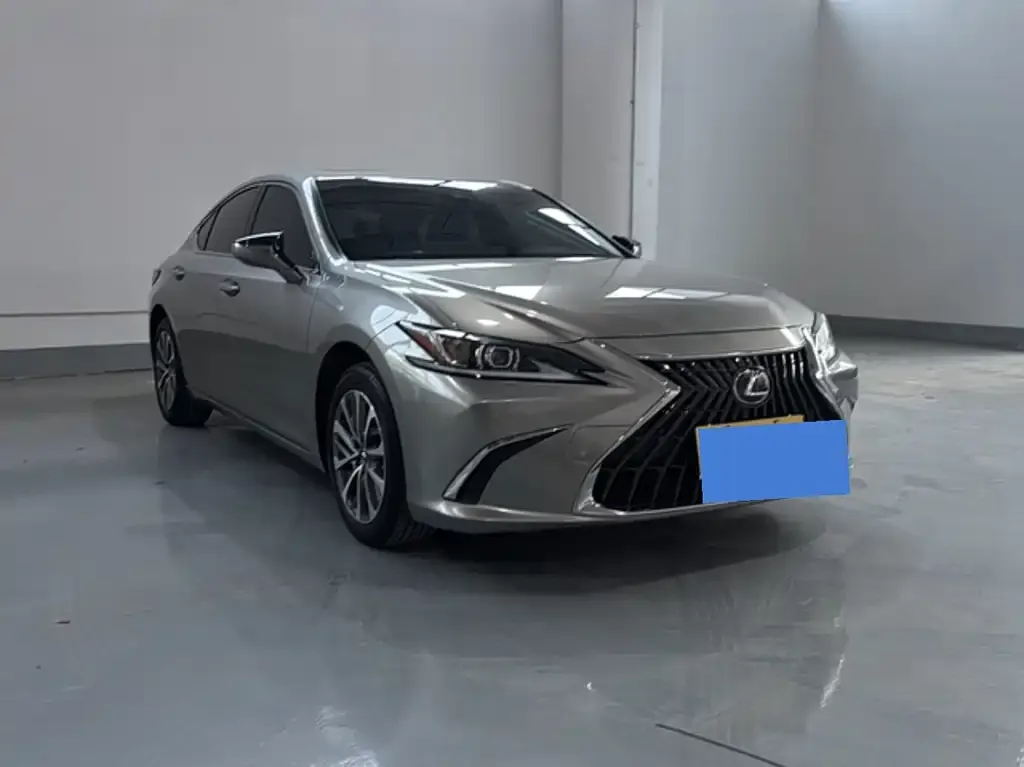 Lexus ES 2025 из CN, фото 4