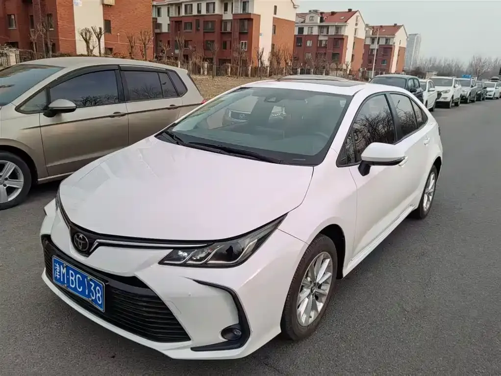Toyota Corolla 2021 из CN, фото 1