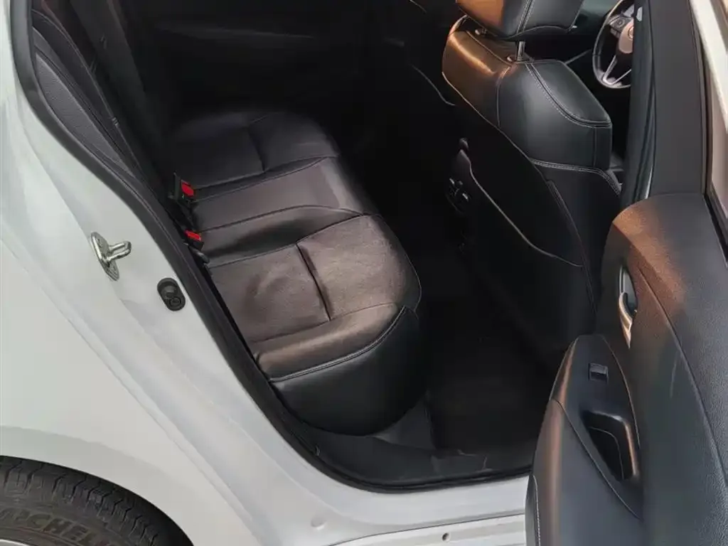 Toyota Corolla 2021 из CN, фото 5
