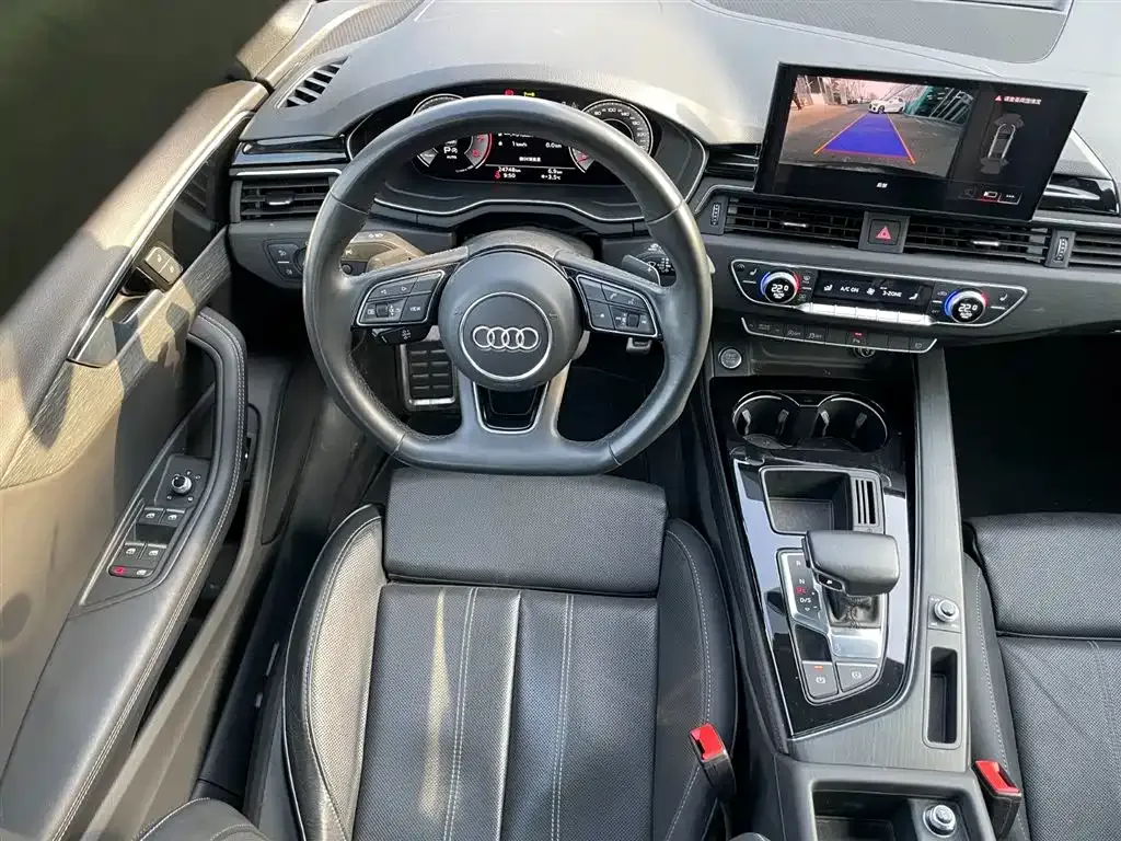 Audi A4L 2023 из CN, фото 9