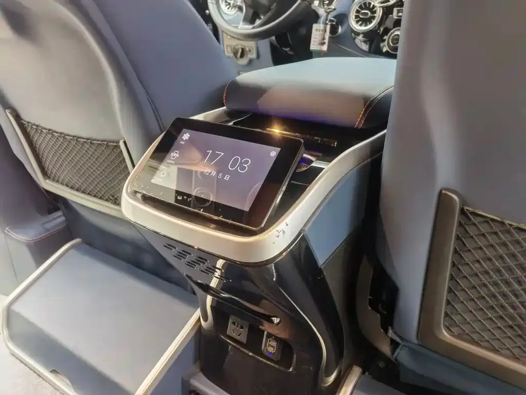 Mercedes-Benz Vito 2024 из CN, фото 3