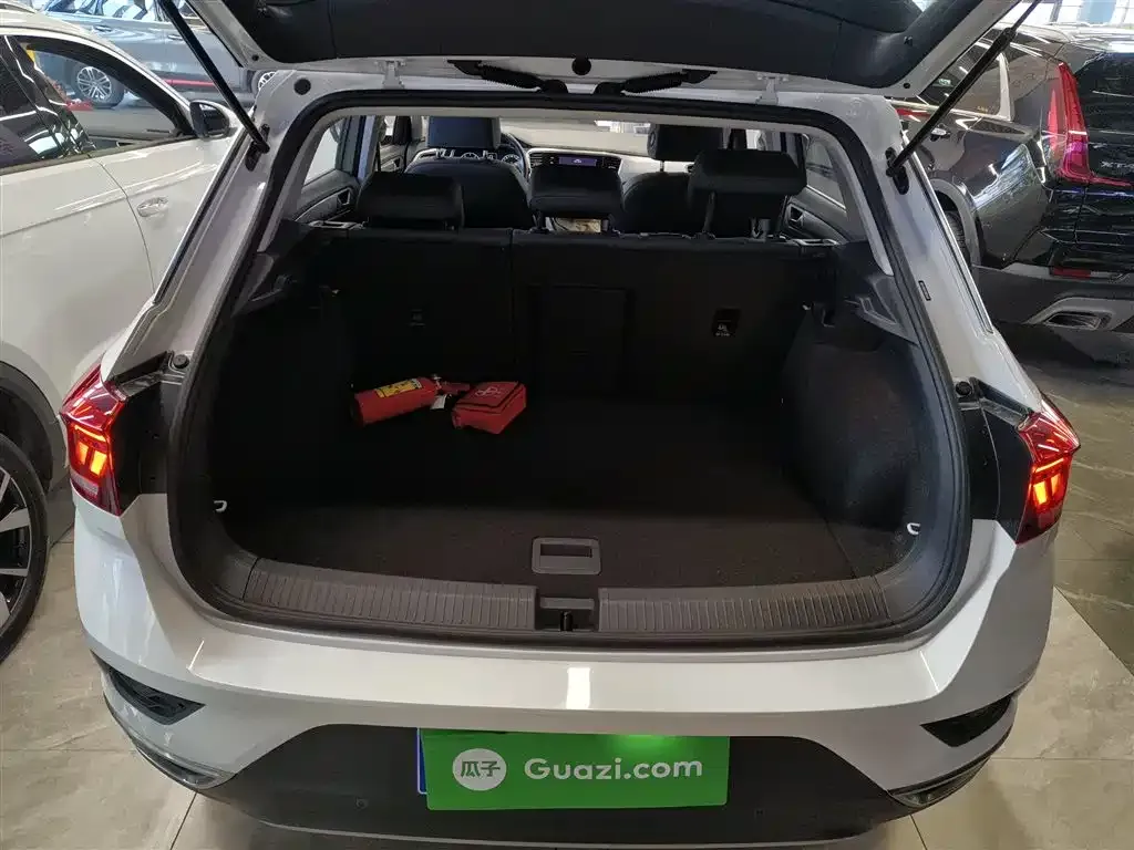 Volkswagen T-Roc 2023 из CN, фото 9