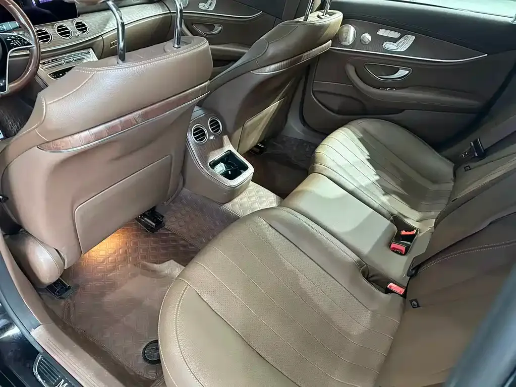 Mercedes-Benz E-Class 2021 из CN, фото 9