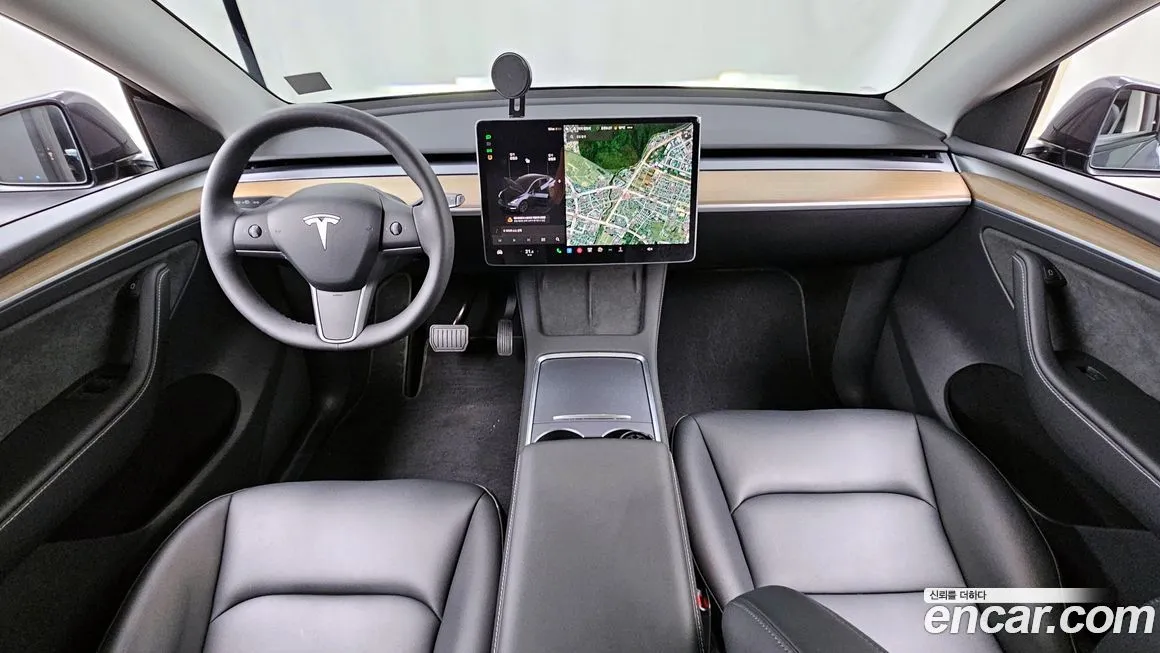 Tesla Model Y — фото 7