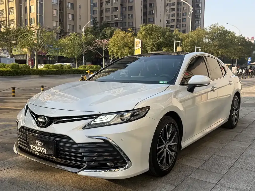 Toyota Camry 2021 из CN, фото 1