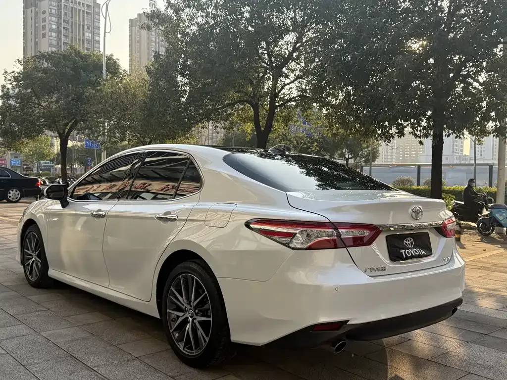 Toyota Camry 2021 из CN, фото 8