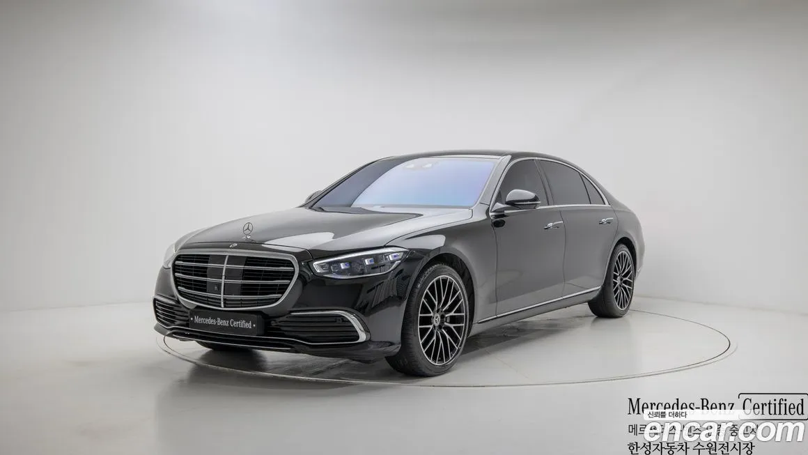 Mercedes-Benz S-Class — фото 1