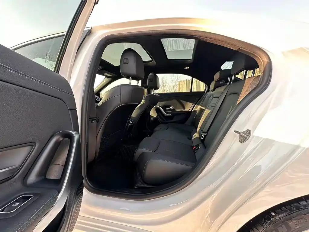 Mercedes-Benz A-Class 2022 из CN, фото 4