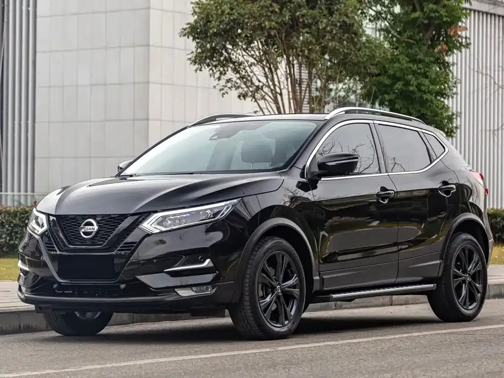 Nissan Qashqai — фото 1