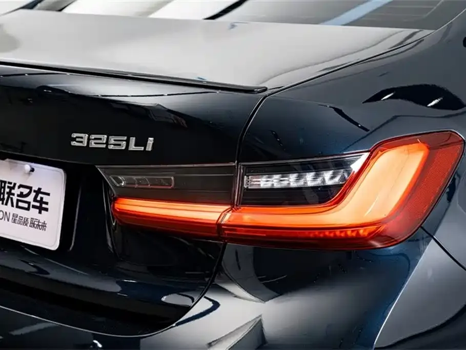 BMW 3 Series 2024 из CN, фото 8