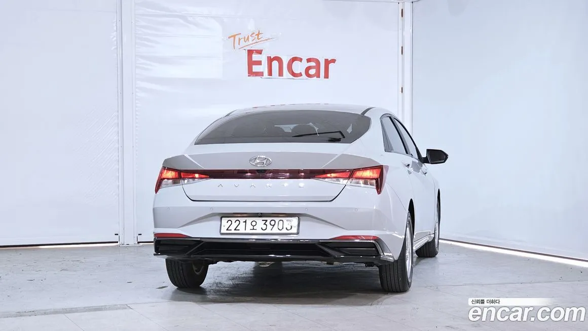 Hyundai AVANTE 2021 из KR, фото 2