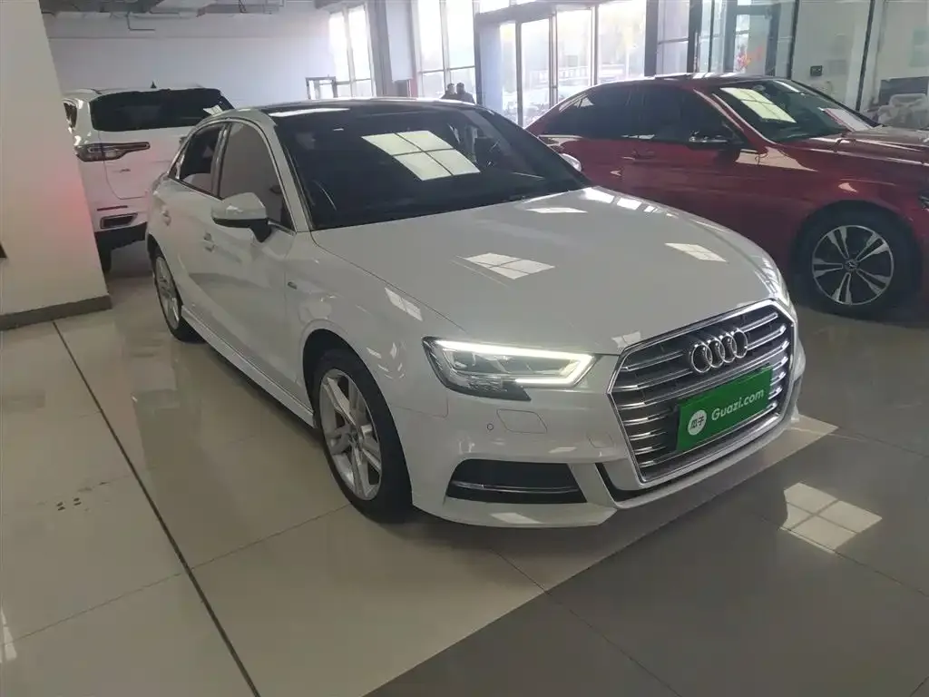 Audi A3 — фото 2
