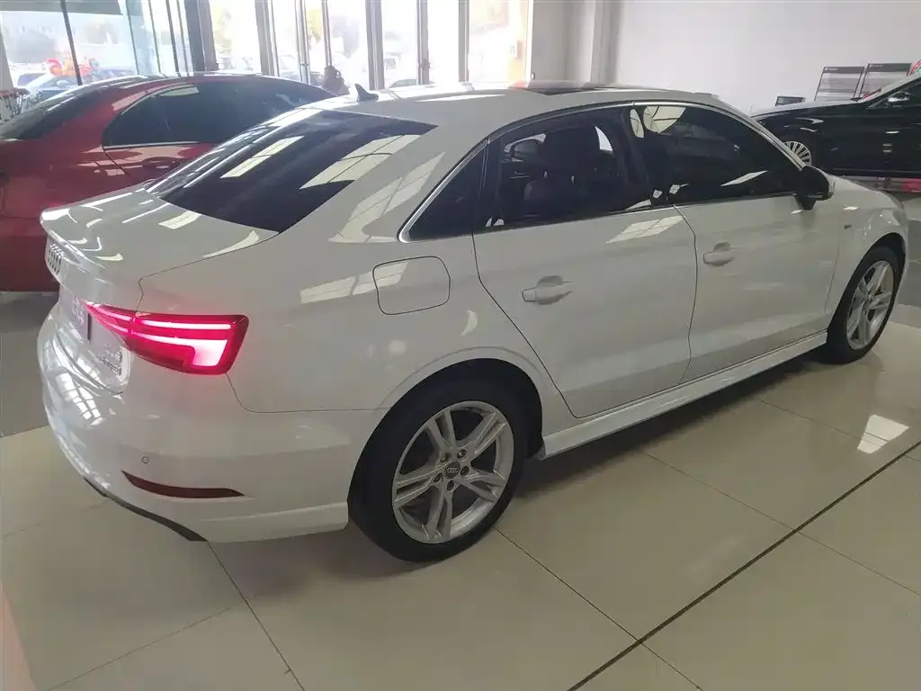 Audi A3 — фото 7