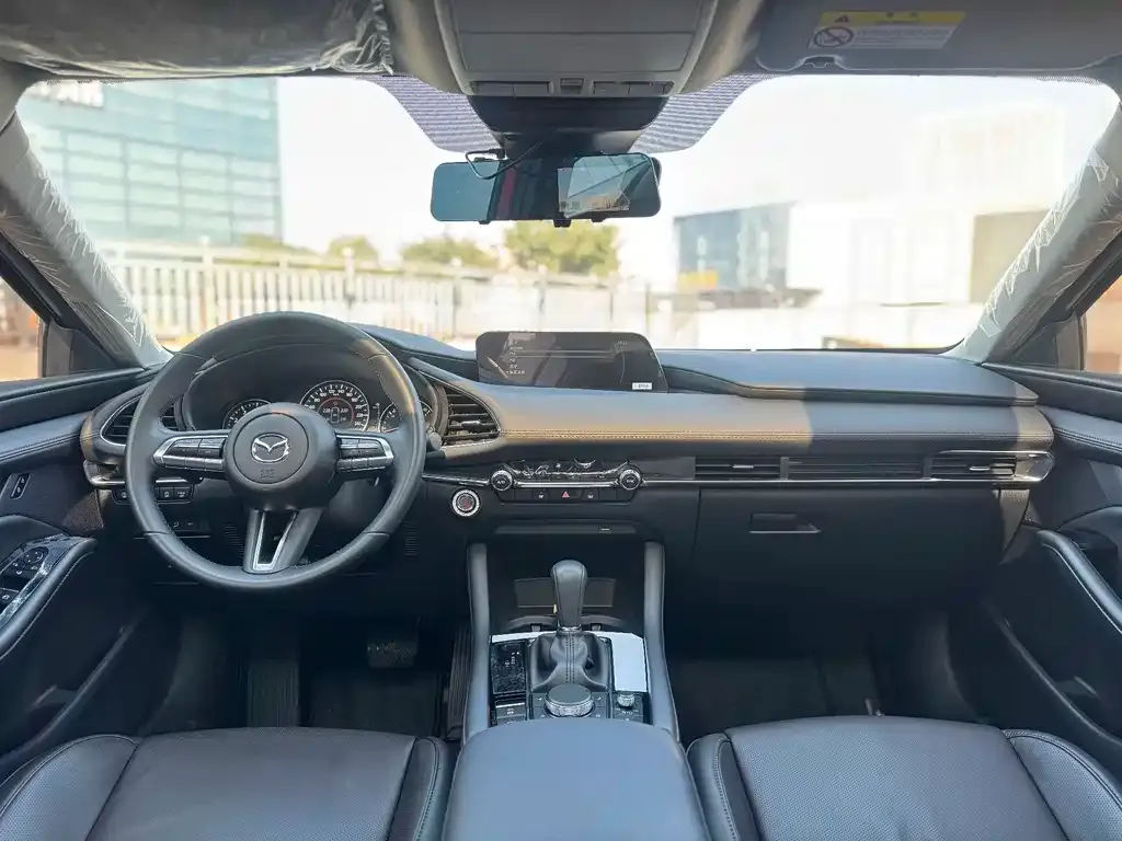 Mazda 3 Axela 2024 из CN, фото 8