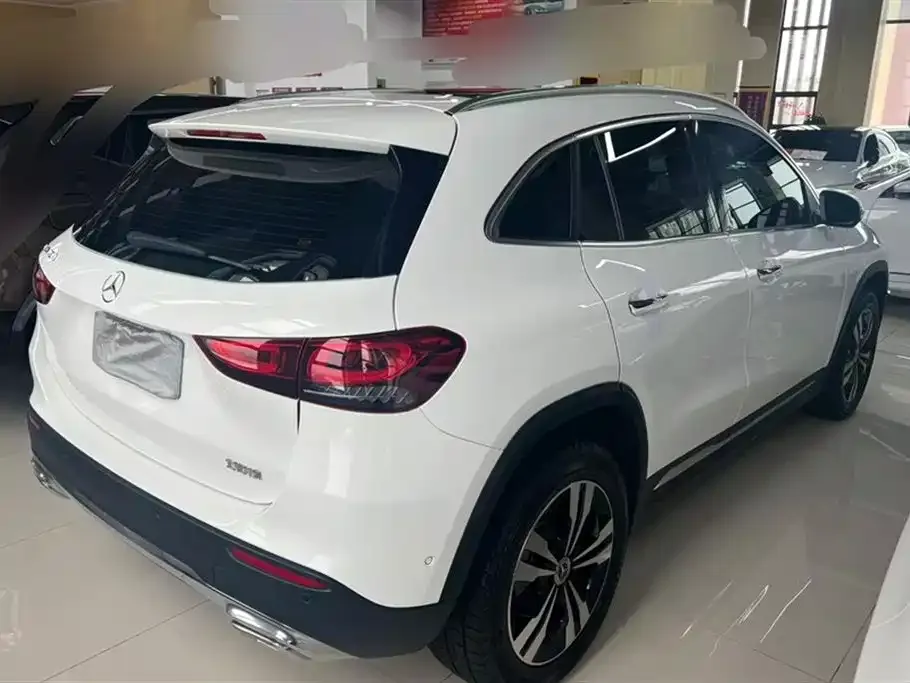 Mercedes-Benz GLA — фото 7