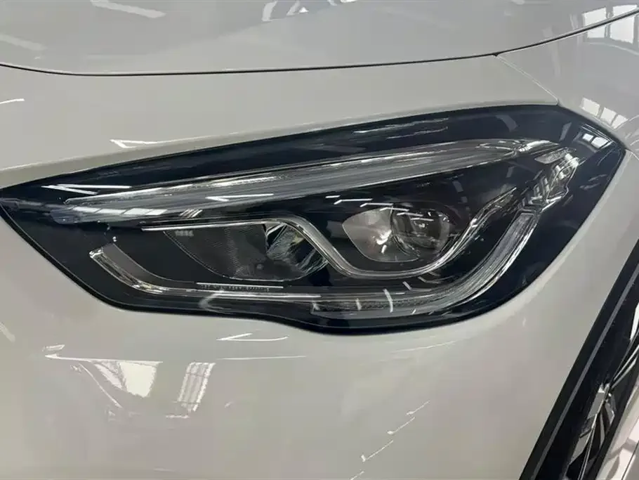 Mercedes-Benz GLA — фото 8
