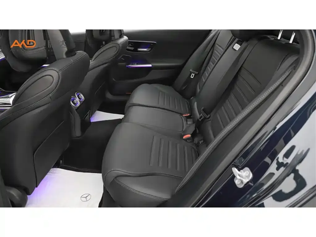 Mercedes-Benz C-Class 2024 из CN, фото 2