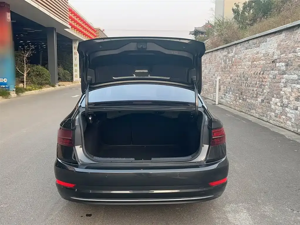Volkswagen Sagitar 2022 из CN, фото 9