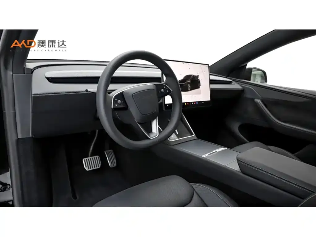 Tesla Model Y L — фото 9
