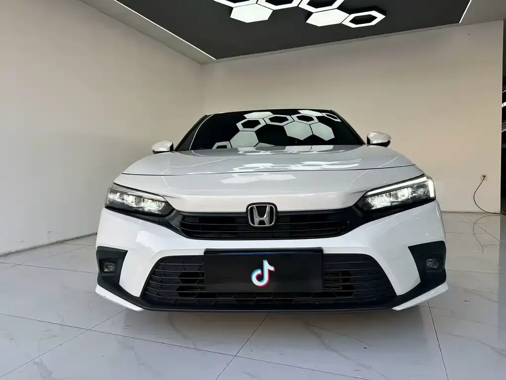 Honda Civic — фото 3