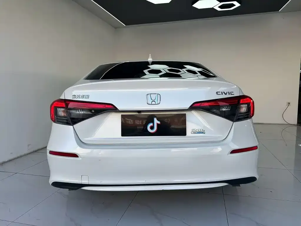 Honda Civic — фото 2