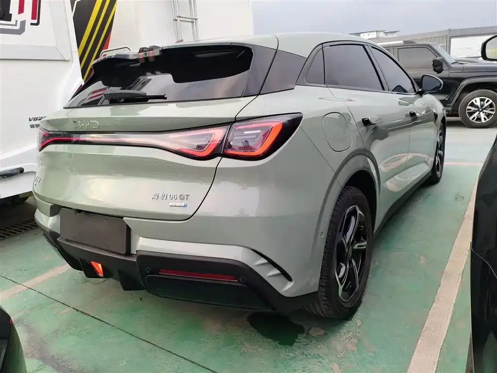 BYD Seal 06GT — фото 3
