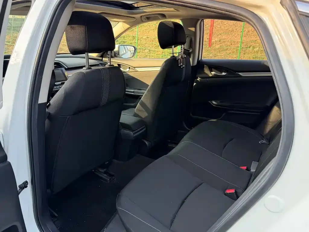 Honda Civic 2021 из CN, фото 3
